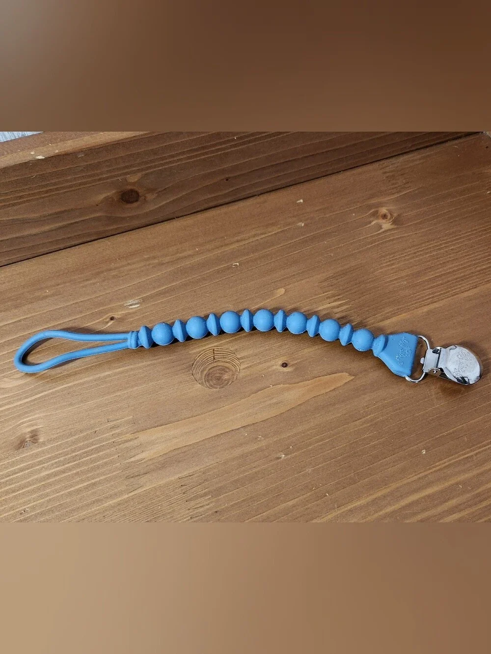 Itzy Ritzy Silicone Pacifier Clip, Binky Clip Holder for Babies (Blue)